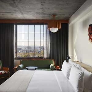 Camera skyline con letto king size